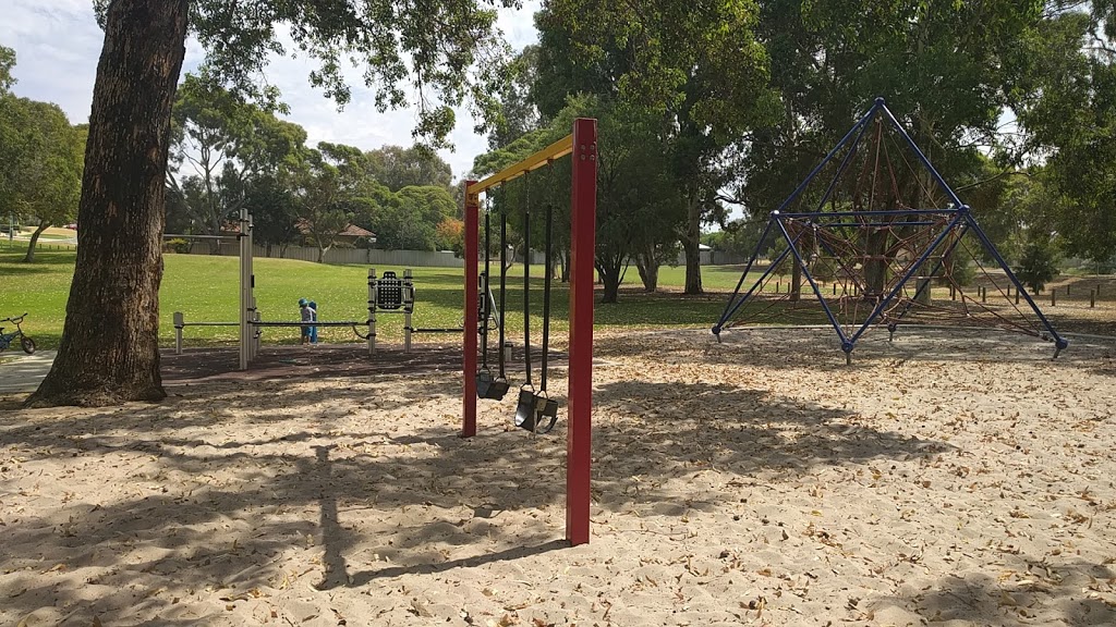 Wheeler Park Reserve and Playground | park | 10/12 Hyam St, Hamilton Hill WA 6163, Australia