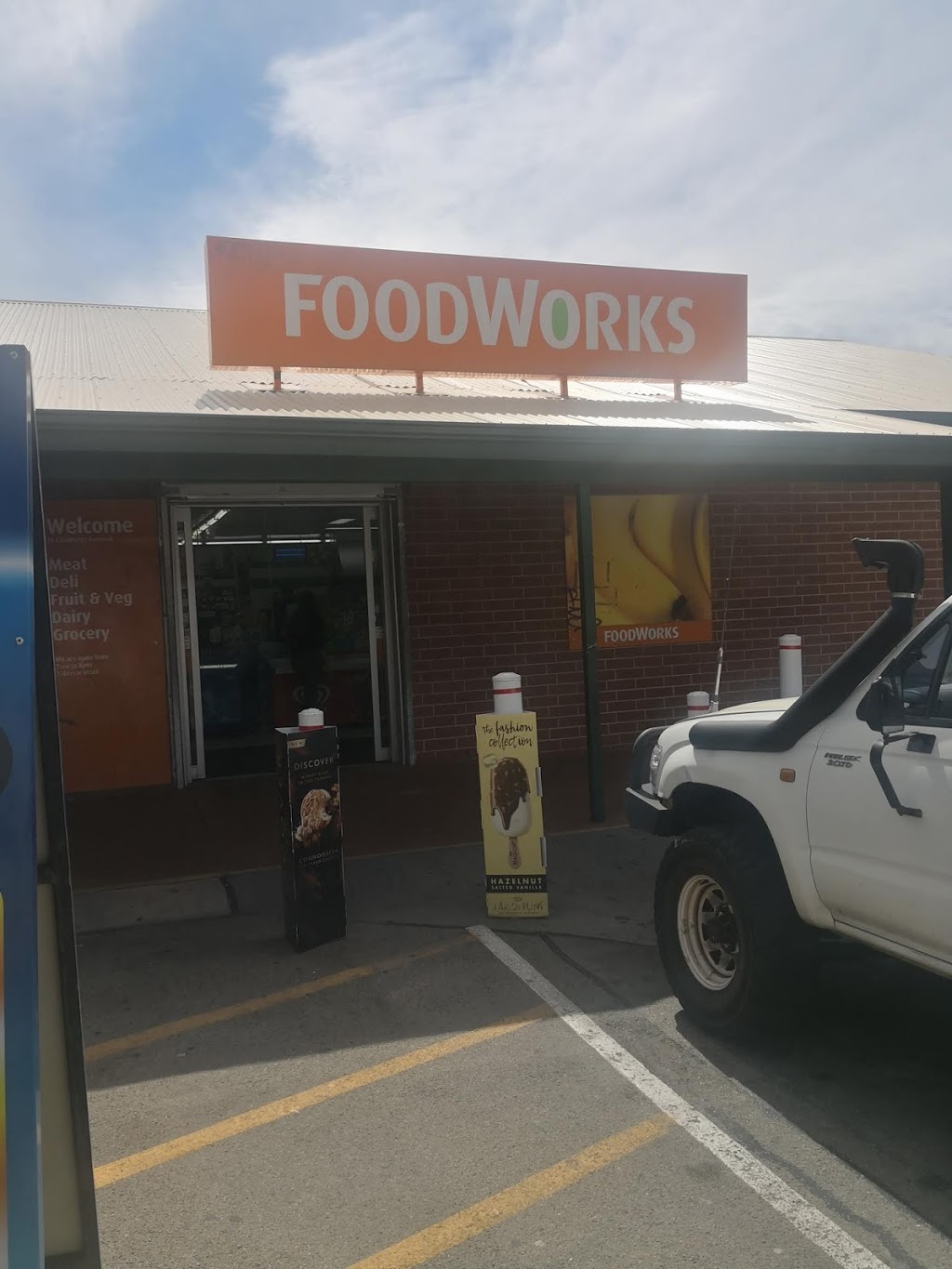 FoodWorks | supermarket | 1 Kenwick Roads & Belmont Rd, Kenwick WA 6107, Australia | 0894593386 OR +61 8 9459 3386