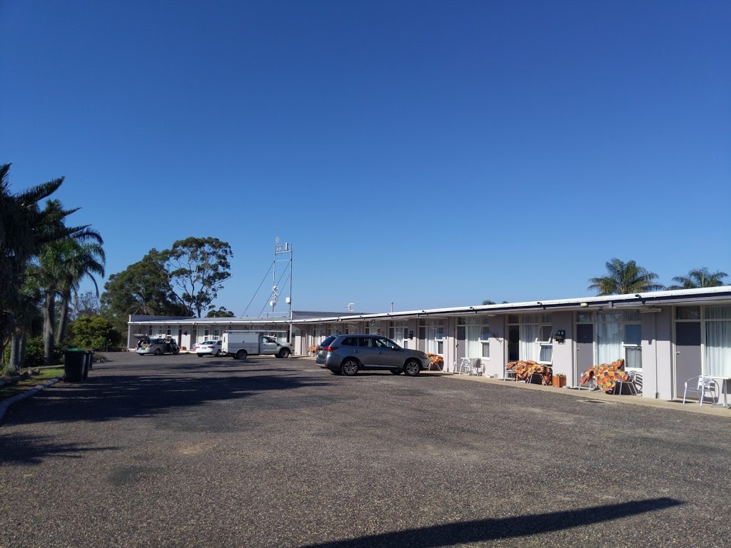 Norfolk Pine Motel | 58 Merimbula Dr, Merimbula NSW 2548, Australia | Phone: (02) 6495 2181