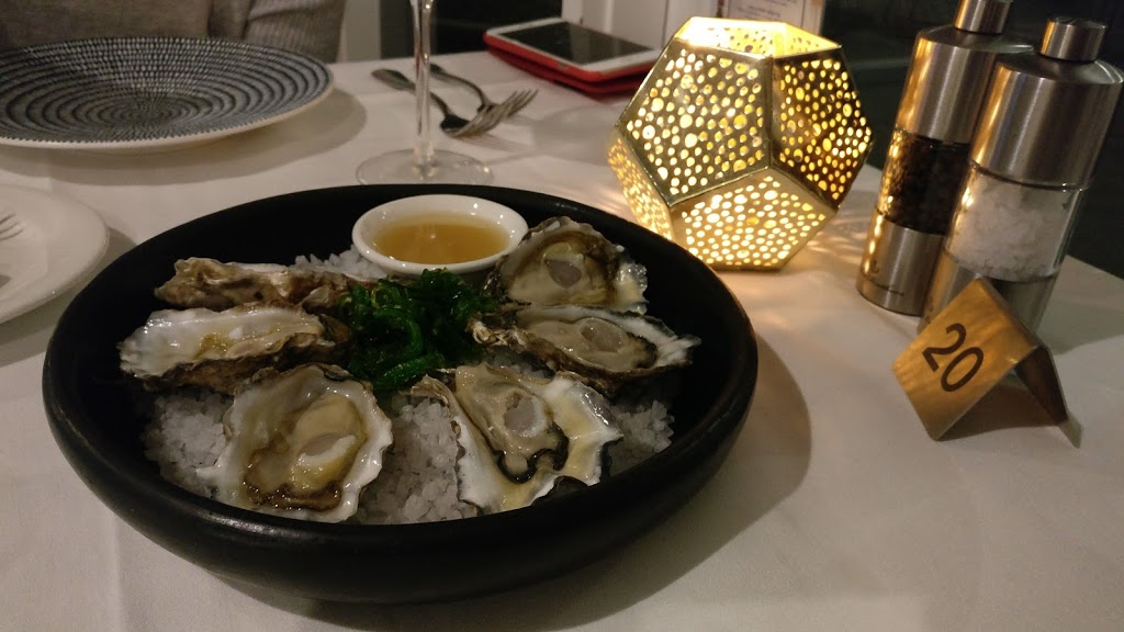 Spa Lucca | 26 Corlette Point Rd, Corlette NSW 2315, Australia | Phone: (02) 4984 0330