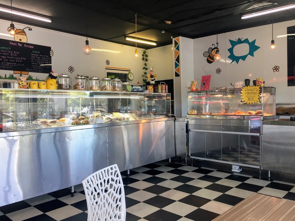 Busy Bee Takeaway & Cafe | meal takeaway | 117 Sandgate Rd, Albion QLD 4010, Australia | 0732629382 OR +61 7 3262 9382