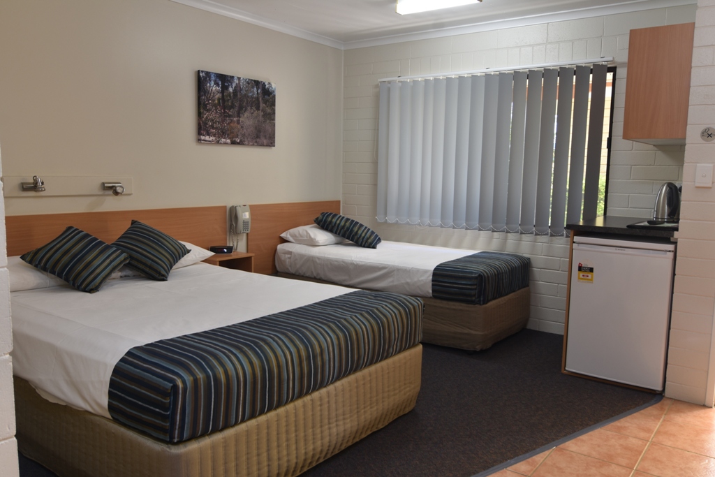 Billabong Motor Inn | 47 Strathdee St, Mundubbera QLD 4626, Australia | Phone: (07) 4165 4533