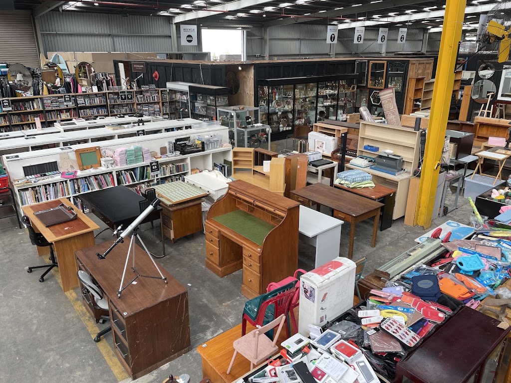 Recycle Warehouse | 116 Furner Ave, Bell Park VIC 3215, Australia | Phone: 0499 005 511