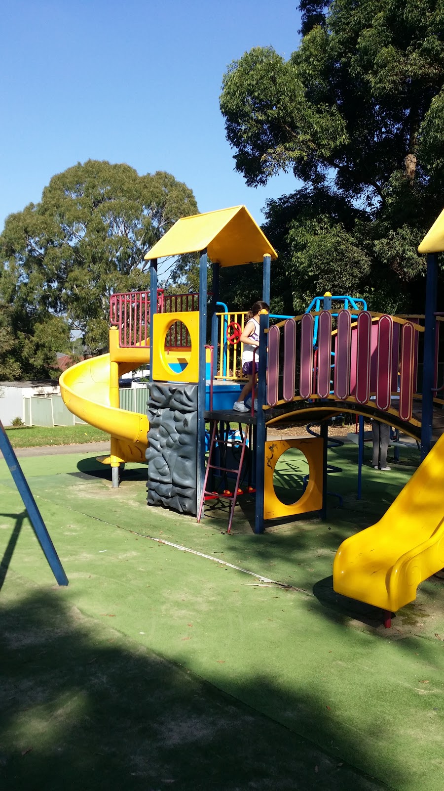 Thomas Wemyss Park | park | 12 Bartlett St, Ermington NSW 2115, Australia | 0298065140 OR +61 2 9806 5140