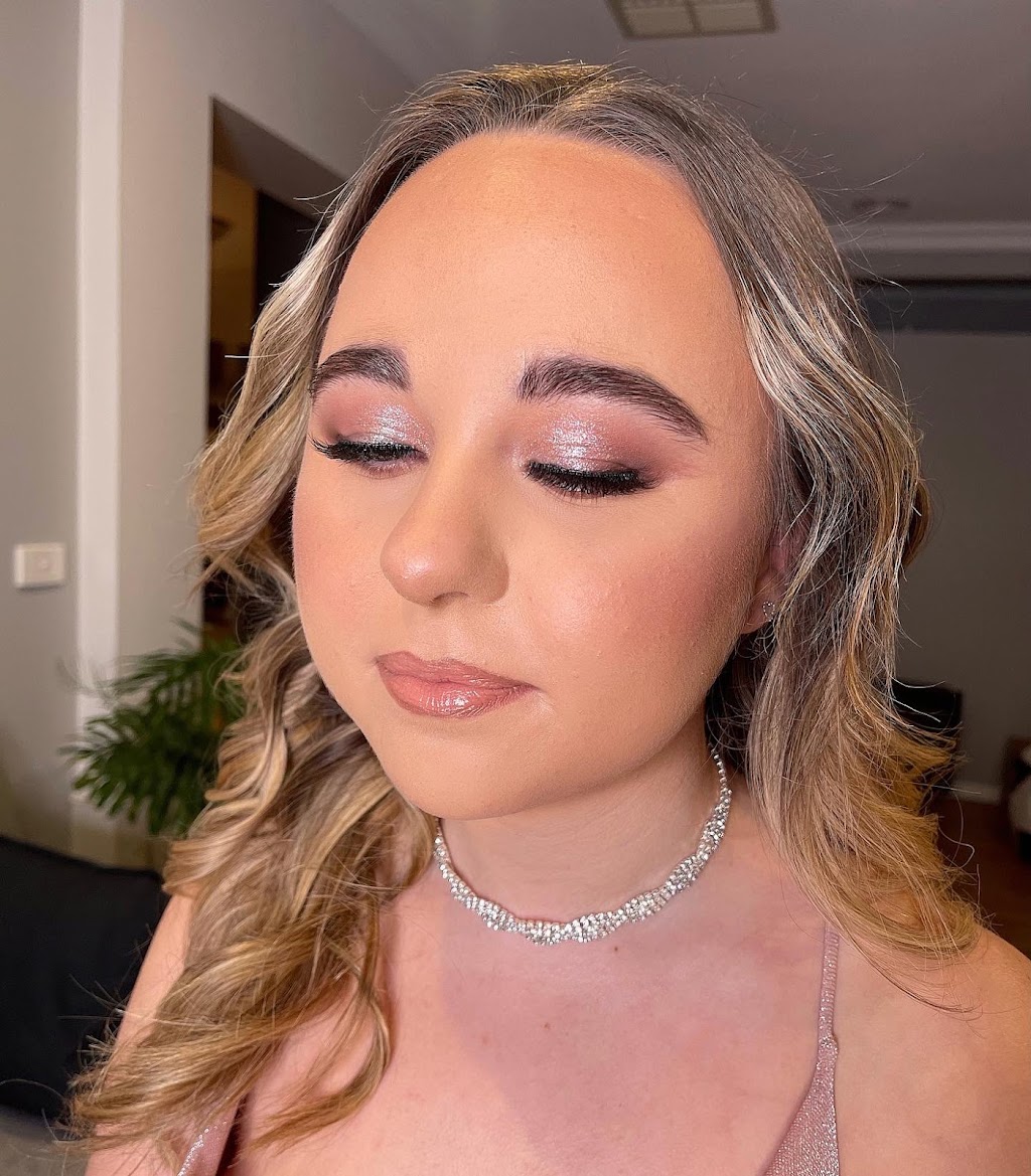 Britney Elise Artistry | Makeup & Keratin Lash | 17 Quamby Rd, Guys Hill VIC 3807, Australia | Phone: 0449 012 321