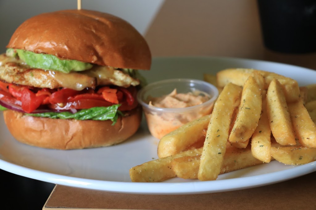 Cookhouse Burgers | meal takeaway | 444A Gaffney St, Pascoe Vale VIC 3044, Australia | 0393510342 OR +61 3 9351 0342