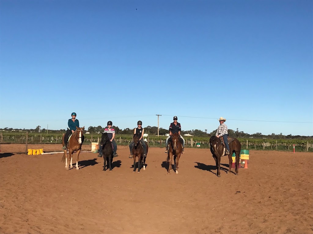 Birdwoodton Equestrian Centre |  | 541 River Ave, Merbein South VIC 3505, Australia | 0428529922 OR +61 428 529 922