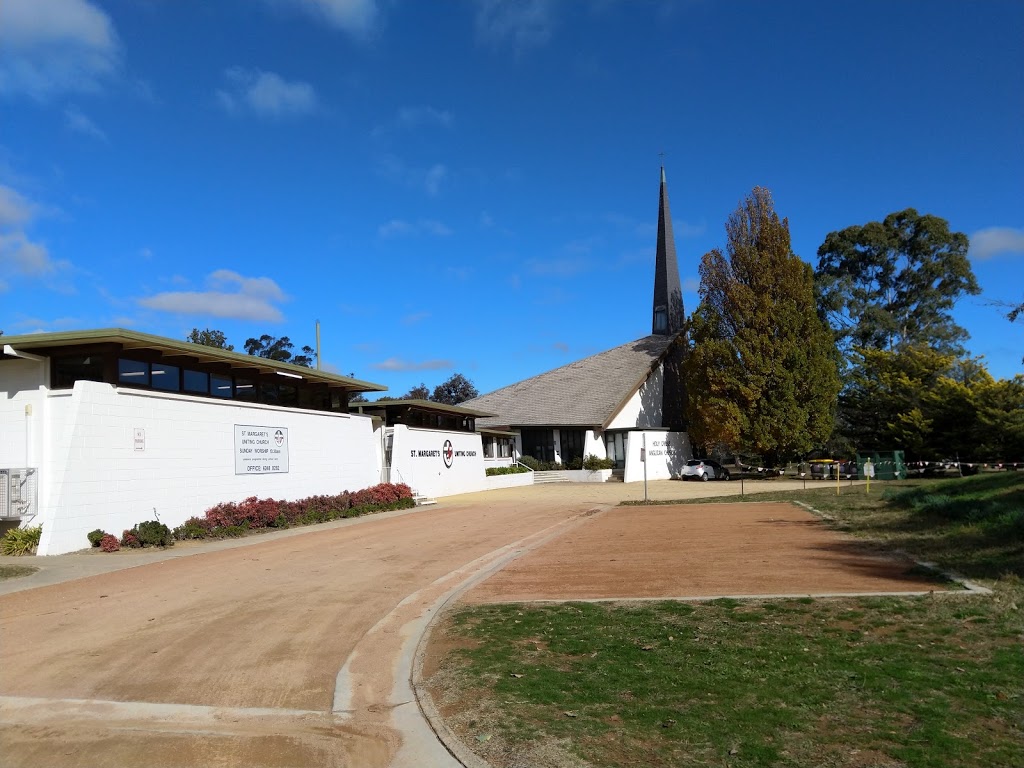 St. Margarets Uniting Church, Hackett | church | Cnr Antill Street & Philip Ave, Hackett ACT 2060, Australia | 0262480282 OR +61 2 6248 0282