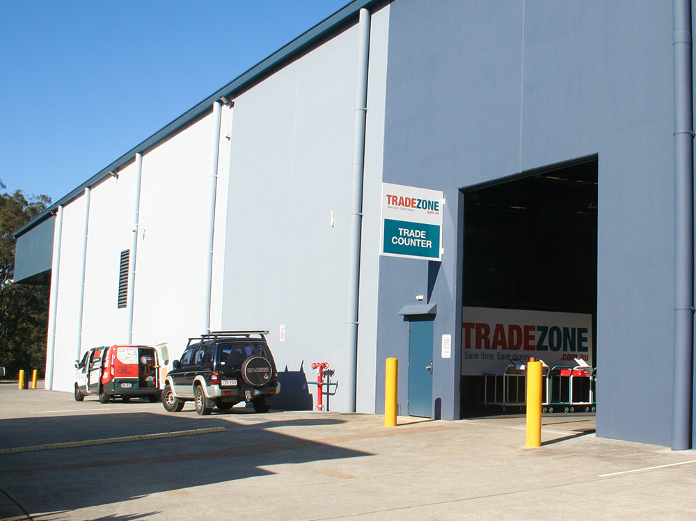 Tradezone Pty Ltd | store | 131 Millaroo Dr, Helensvale QLD 4212, Australia | 1800092778 OR +61 1800 092 778