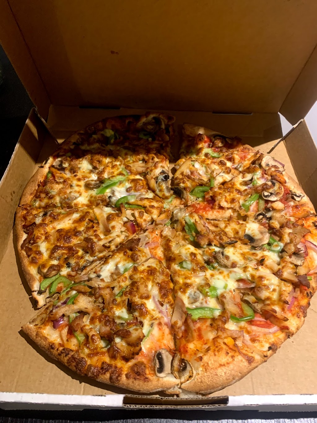Hawthorn Pizza | meal takeaway | 580 Burwood Rd, Hawthorn VIC 3122, Australia | 0398196887 OR +61 3 9819 6887