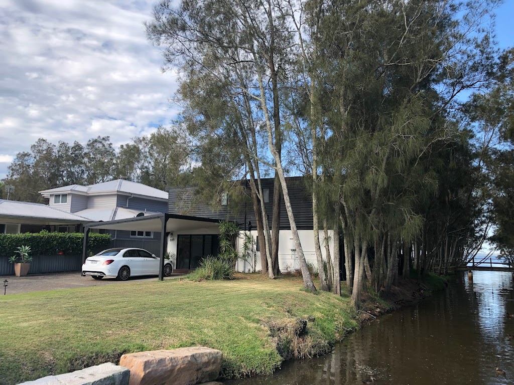 The Coco | 339 Lakedge Ave, Berkeley Vale NSW 2261, Australia | Phone: 0435 014 602