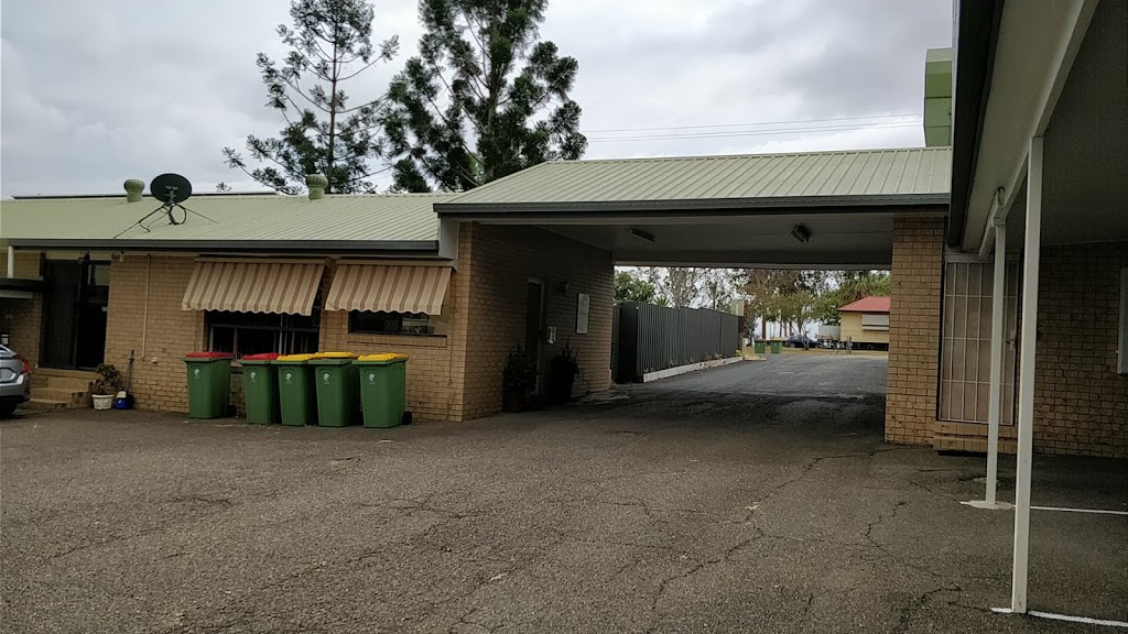 Hatton Vale Motel | 1 Shaw Rd, Hatton Vale QLD 4341, Australia | Phone: (07) 5465 6611