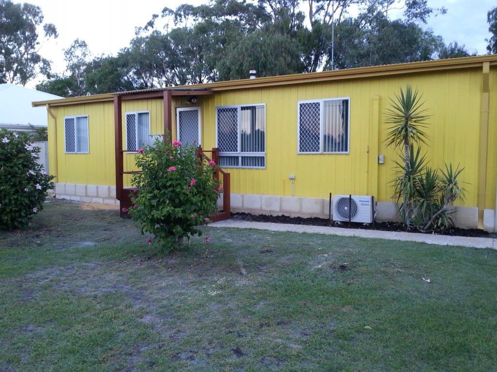 Amazing River House | lodging | 31 Rodoreda Cres, Ravenswood WA 6208, Australia | 0420302034 OR +61 420 302 034