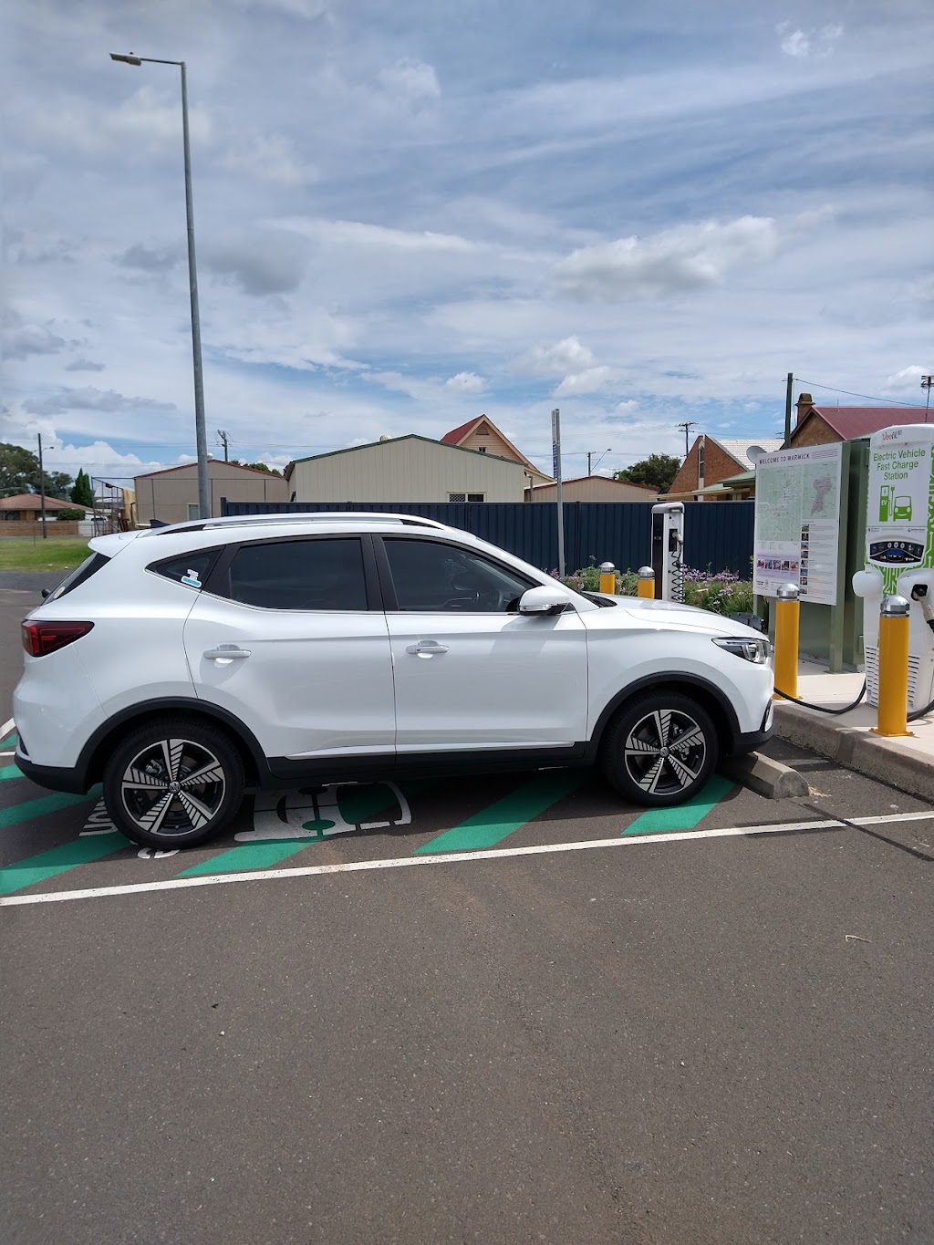 I-Charge Charging Station | 7 Acacia Ave, Warwick QLD 4370, Australia | Phone: 1300 206 108