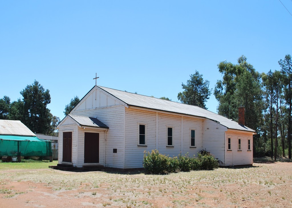 Catholic Church - Church of the Immaculate Heart of Mary | church | 10 Bena St, Burcher NSW 2671, Australia
