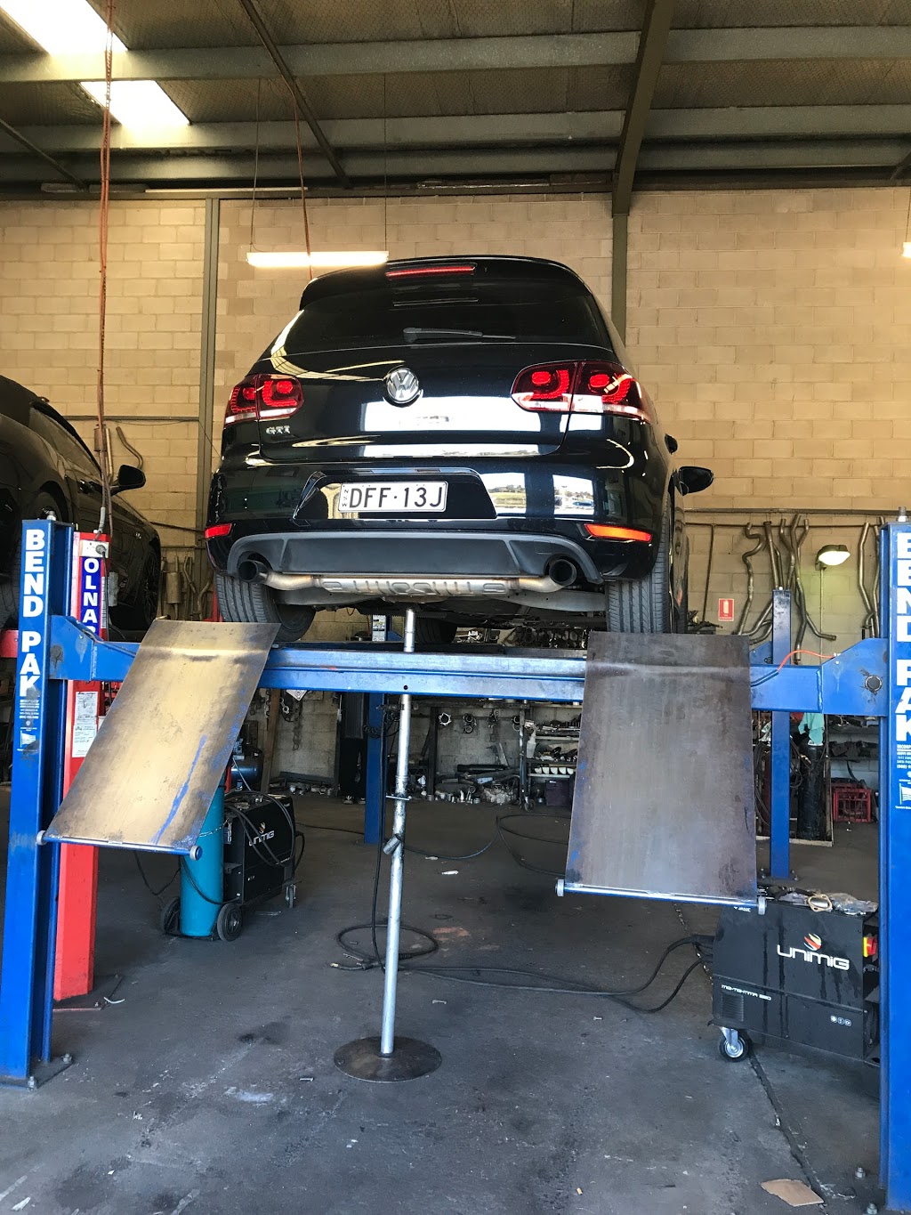 Hume Mufflers - Mufflers & Exhaust Specialist | car repair | 9A El Toro Estate, 4 Homepride Ave, Warwick Farm NSW 2170, Australia | 0296018608 OR +61 2 9601 8608