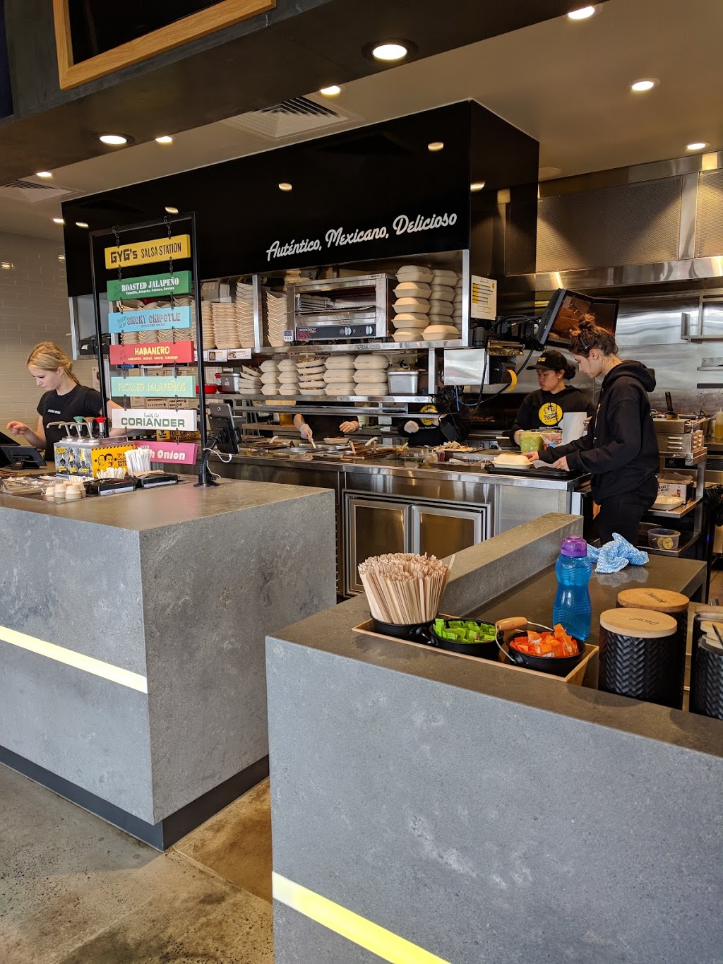 Guzman y Gomez | meal delivery | Pad Site 1 Cranbourne Homemaker Centre, 398 S Gippsland Hwy, Cranbourne VIC 3977, Australia | 0390051874 OR +61 3 9005 1874