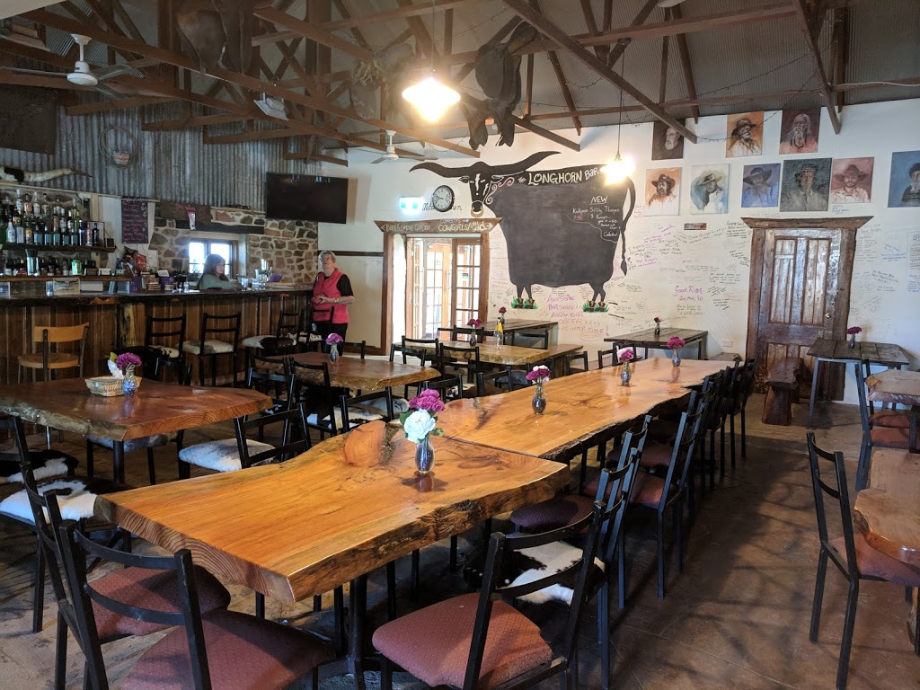 The Longhorn Bar & Grill | restaurant | 102 Tenterfield St, Deepwater NSW 2371, Australia | 0267345111 OR +61 2 6734 5111