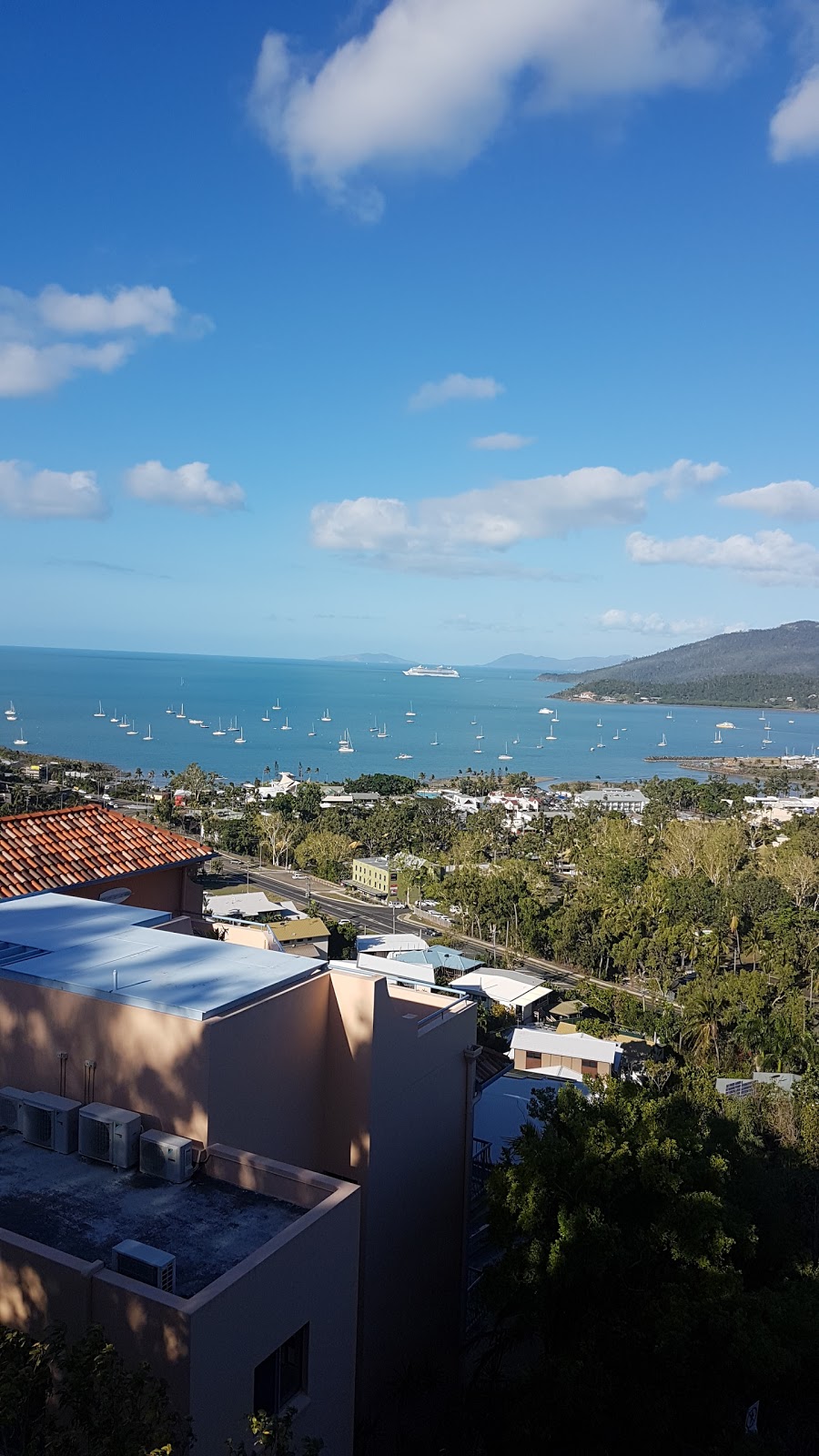 Airlie Searene Apartments | 18 Seaview Dr, Airlie Beach QLD 4802, Australia