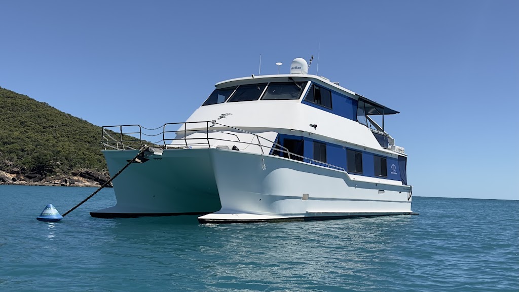 Endless Days Private Charters | Mackay Marina, Mulherin Dr, Mackay Harbour QLD 4740, Australia | Phone: 0409 032 411