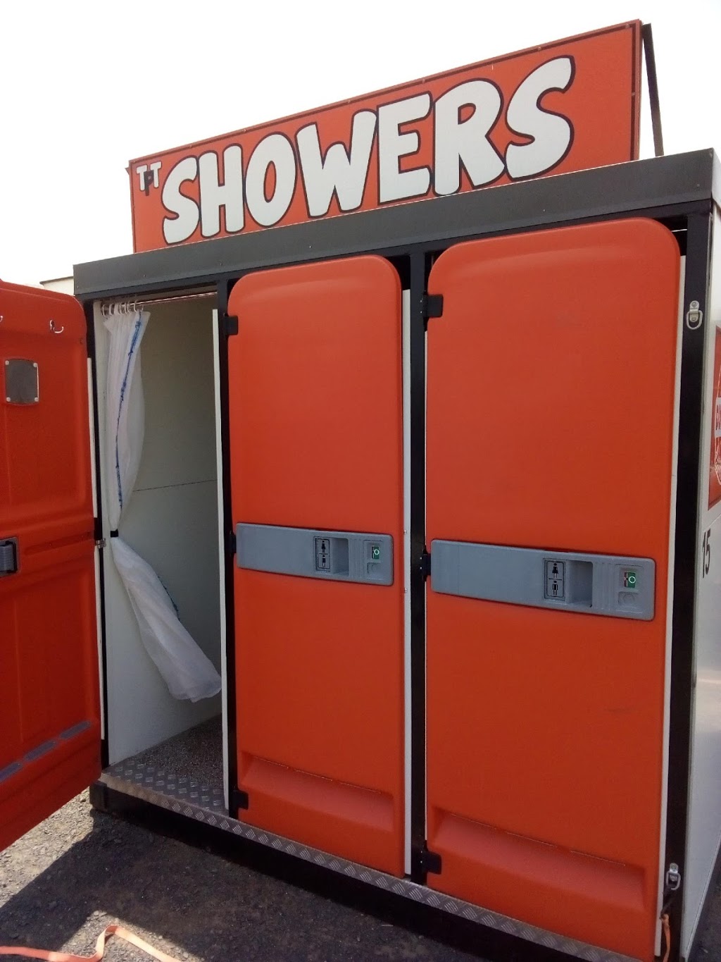 Toowoomba Portable toilets | Shed 6/621 Alderley St, Toowoomba City QLD 4350, Australia | Phone: 0412 737 130