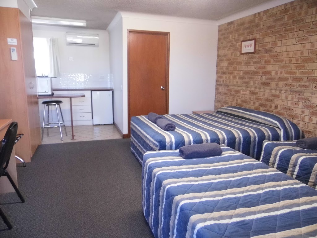 Nanango Fitzroy Motel | lodging | 55 Fitzroy St, Nanango QLD 4615, Australia | 0741358771 OR +61 7 4135 8771