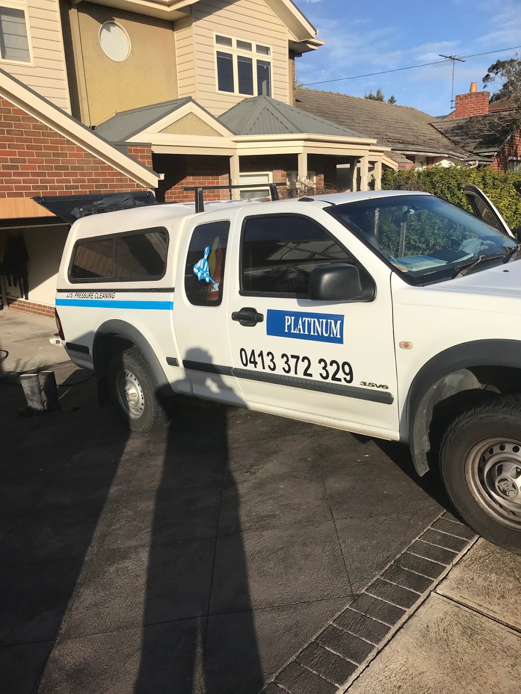 Platinum Pressure Cleaning Aus | 28 Pecham St, Glenroy VIC 3046, Australia | Phone: 0413 372 329