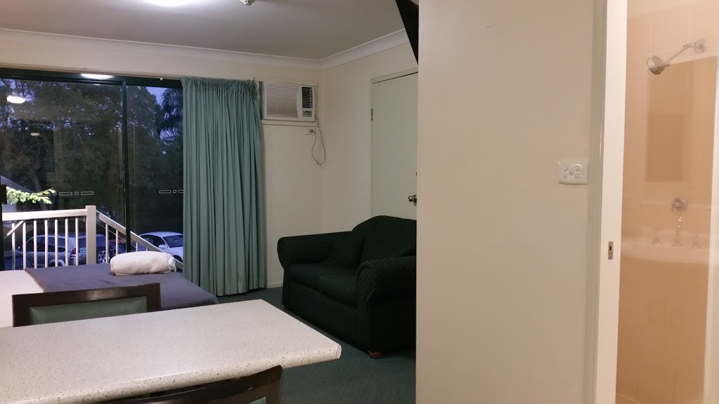 Wallaby Hotel | lodging | 45 Railway St, Mudgeeraba QLD 4213, Australia | 0755305600 OR +61 7 5530 5600