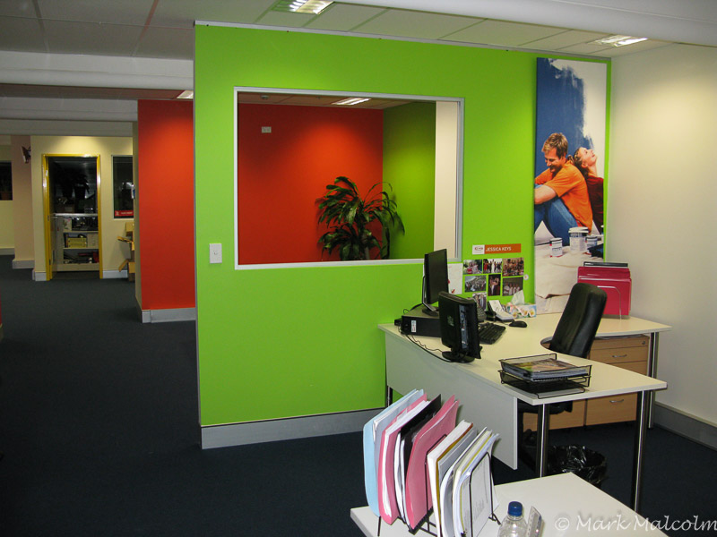 Peninsula Office Interiors | 24 Creer Pl, Narraweena NSW 2099, Australia | Phone: 0417 275 814