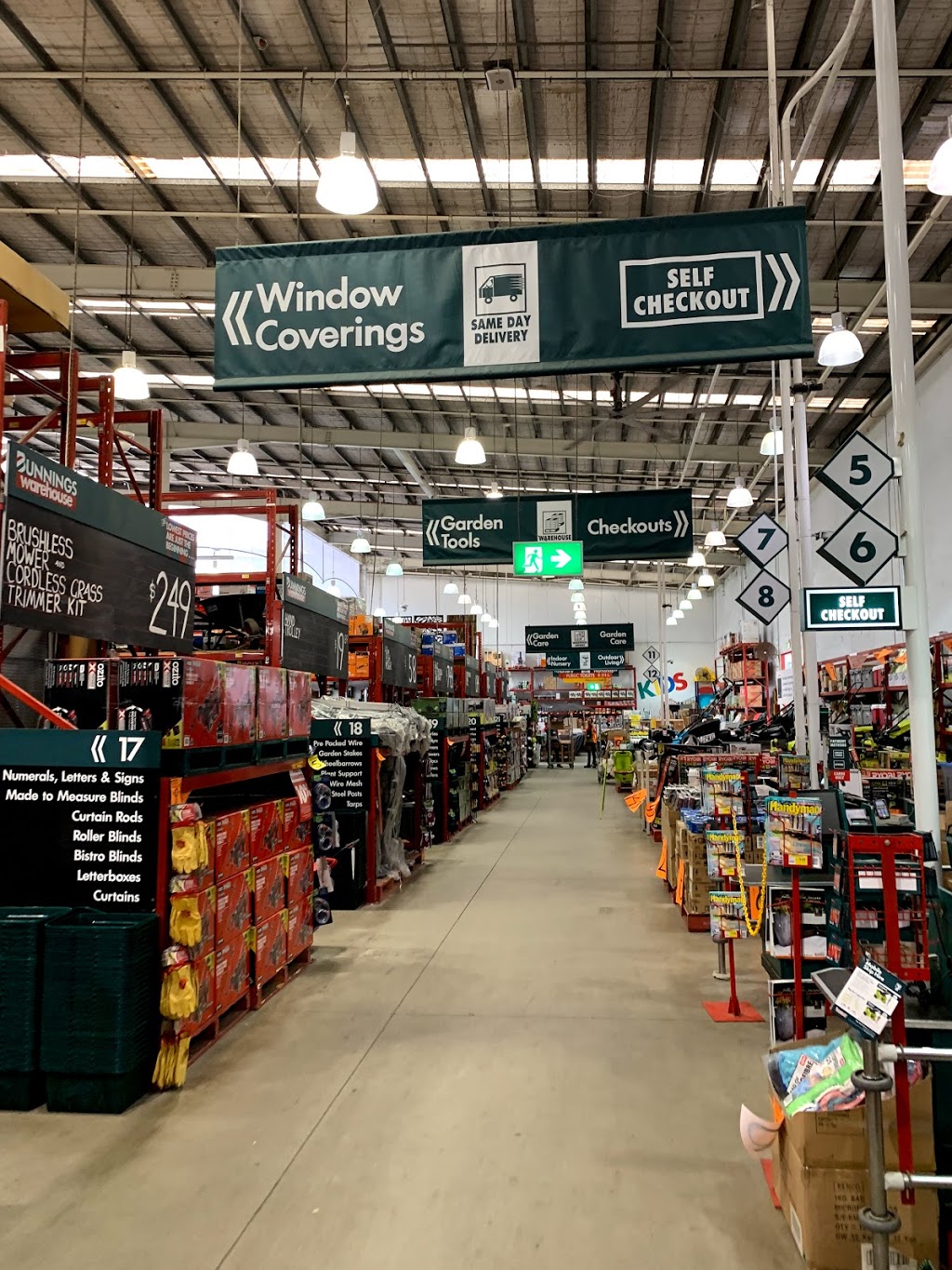 Bunnings Mascot | Corner Bourke Road &, Gardeners Rd, Mascot NSW 2020, Australia | Phone: (02) 9330 3800