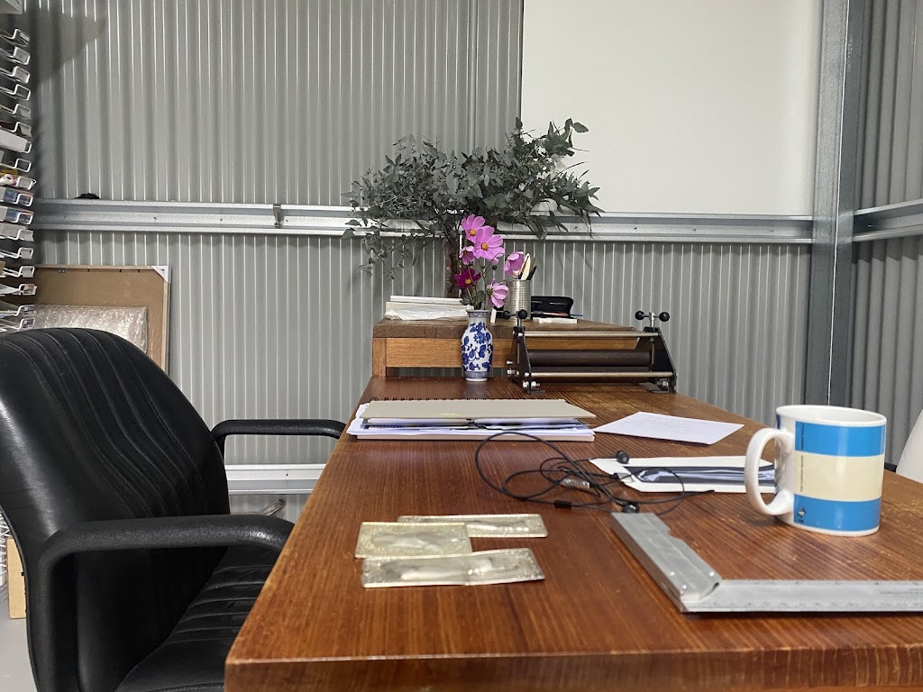 Tas Wansbrough Art | 37 Butt St, Canadian VIC 3350, Australia | Phone: 0400 939 197