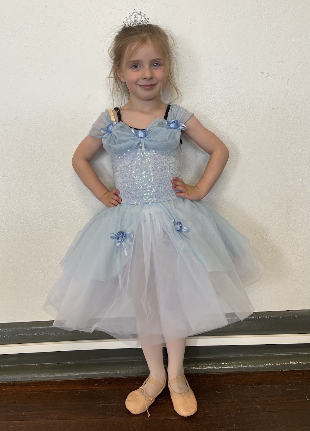 Elite Star Studio | 28 Narrung Rd, Meningie SA 5264, Australia | Phone: 0450 021 033