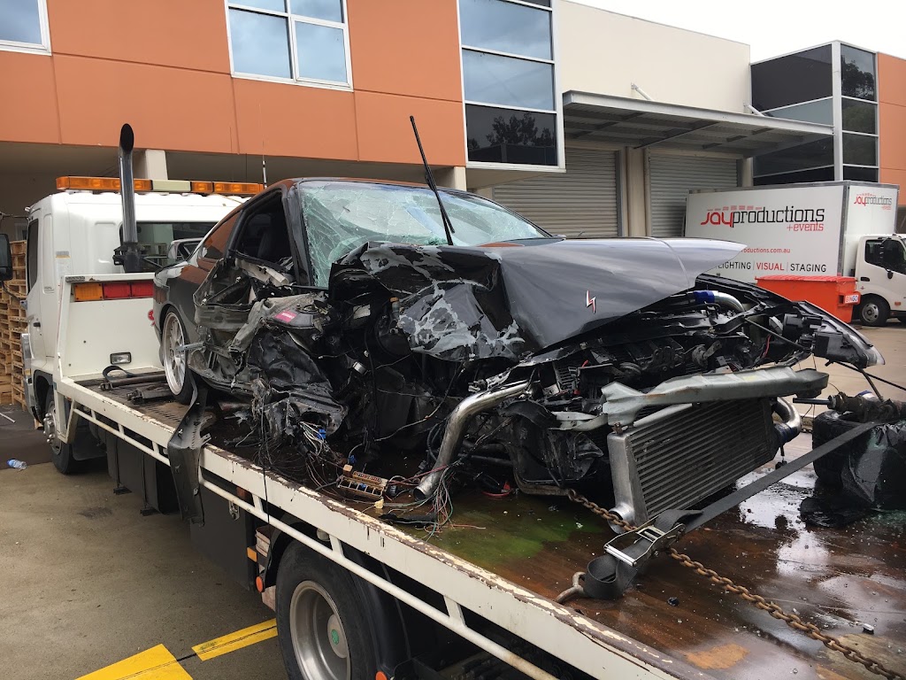 J&J towing Liverpool | 33 Shepherd St, Liverpool NSW 2170, Australia | Phone: (02) 9821 2999