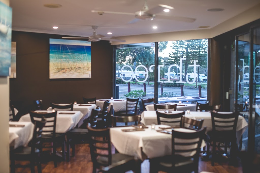 Three Bar & Grill | restaurant | 1/6 Beerburrum St, Dicky Beach QLD 4551, Australia | 0754926464 OR +61 7 5492 6464