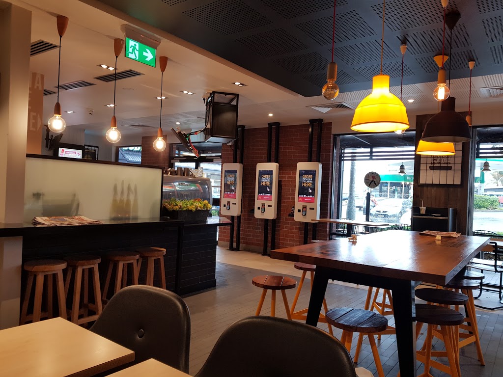 McDonalds Quakers Hill | meal takeaway | 458 Quakers Hill Pkwy, Quakers Hill NSW 2763, Australia | 0298374411 OR +61 2 9837 4411
