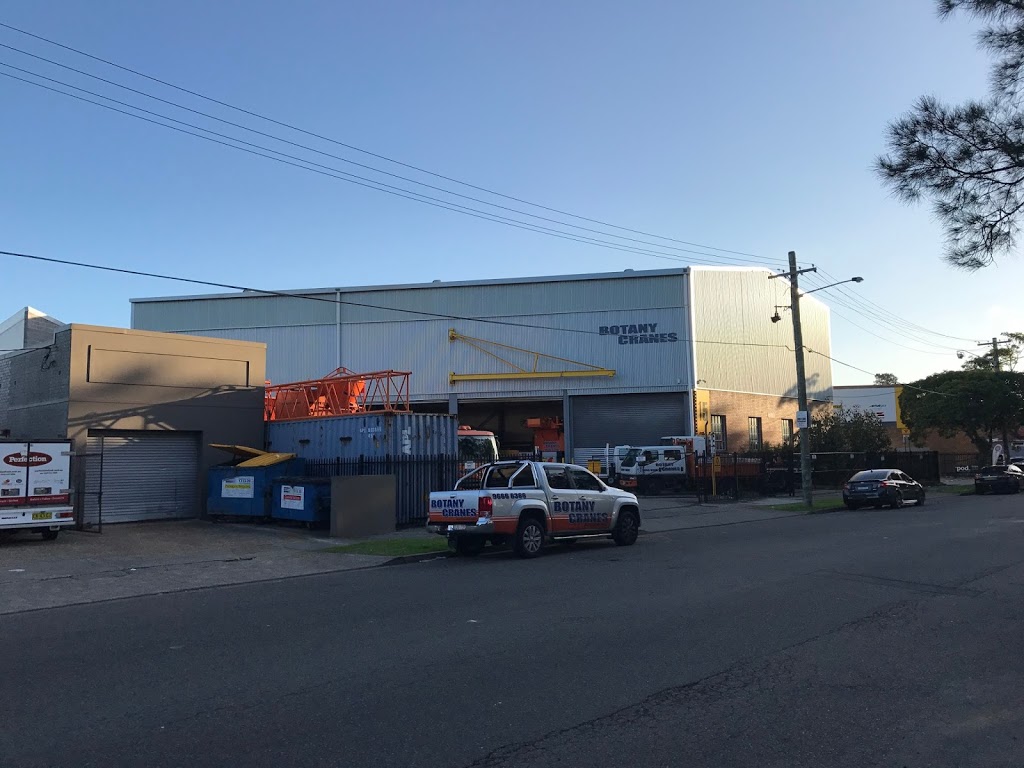 Botany Crane & Forklift Services | 15 Hale St, Botany NSW 2019, Australia | Phone: (02) 9666 6366