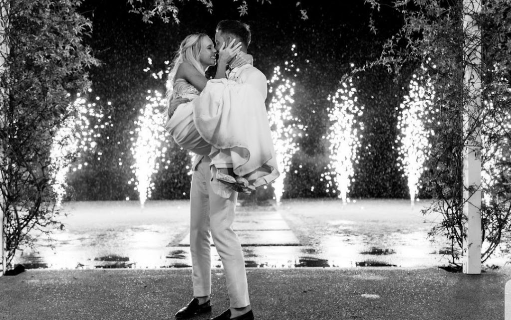 Mr Fireworks International PTY LTD | 174 Fischer Rd, Carbrook QLD 4130, Australia | Phone: (07) 3829 0143