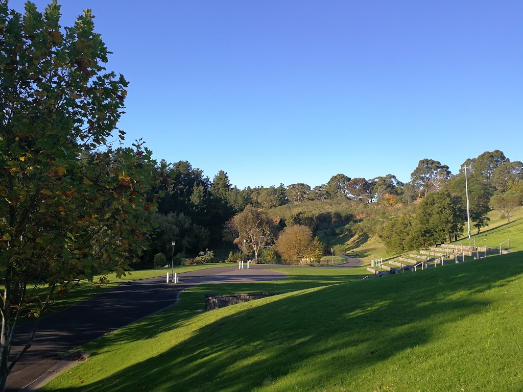 Amphitheatre, Wilson Botanic Park | park | 42 Rheanva St, Berwick VIC 3806, Australia | 0397075818 OR +61 3 9707 5818
