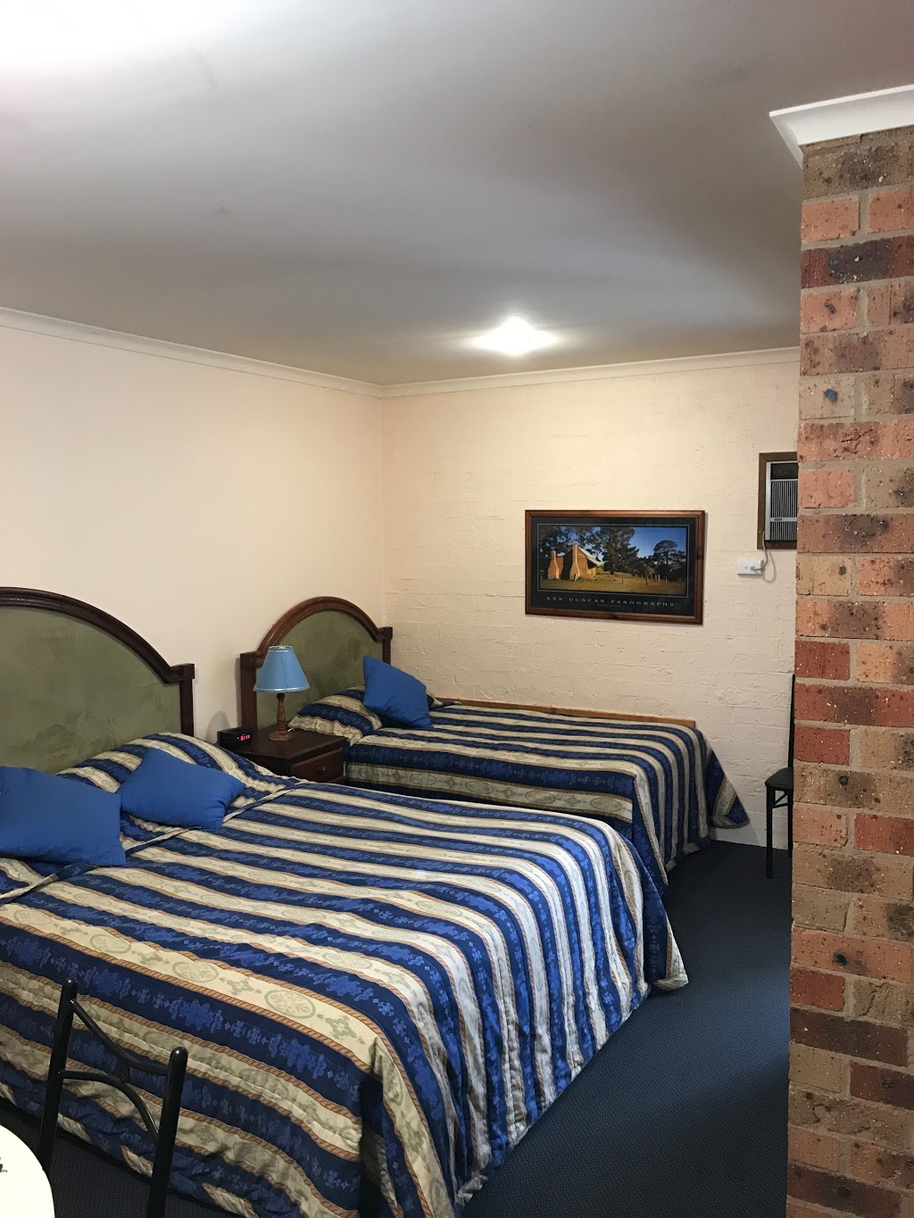 Kinross Inn | lodging | 15 Sharp St, Cooma NSW 2630, Australia | 0264523577 OR +61 2 6452 3577
