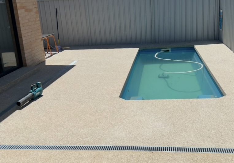 McRae Concrete Constructions | 51 Madden Dr, Griffith NSW 2680, Australia | Phone: 0421 425 740