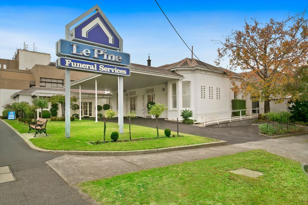 Le Pine Funerals Camberwell | funeral home | 981 Burke Rd, Camberwell VIC 3124, Australia | 0398822321 OR +61 3 9882 2321