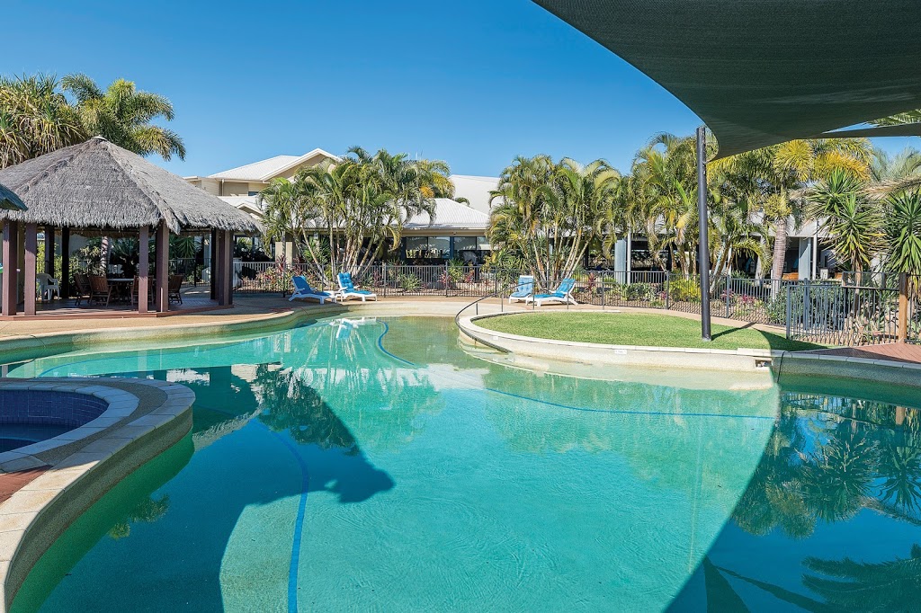 Palm Lake Resort Bargara | lodging | 39 Wearing Rd, Bargara QLD 4670, Australia | 1800501119 OR +61 1800 501 119