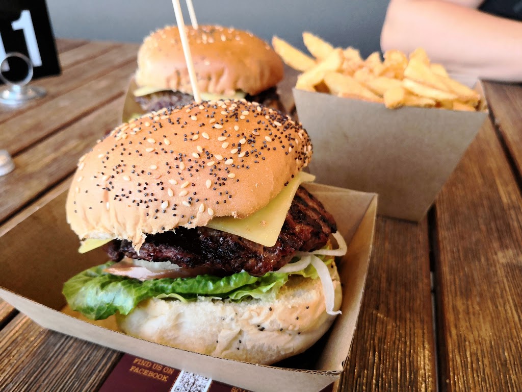 Craft Burgers & Beers | meal delivery | 1/9 Elizabeth Ave, Clontarf QLD 4019, Australia | 0732834997 OR +61 7 3283 4997