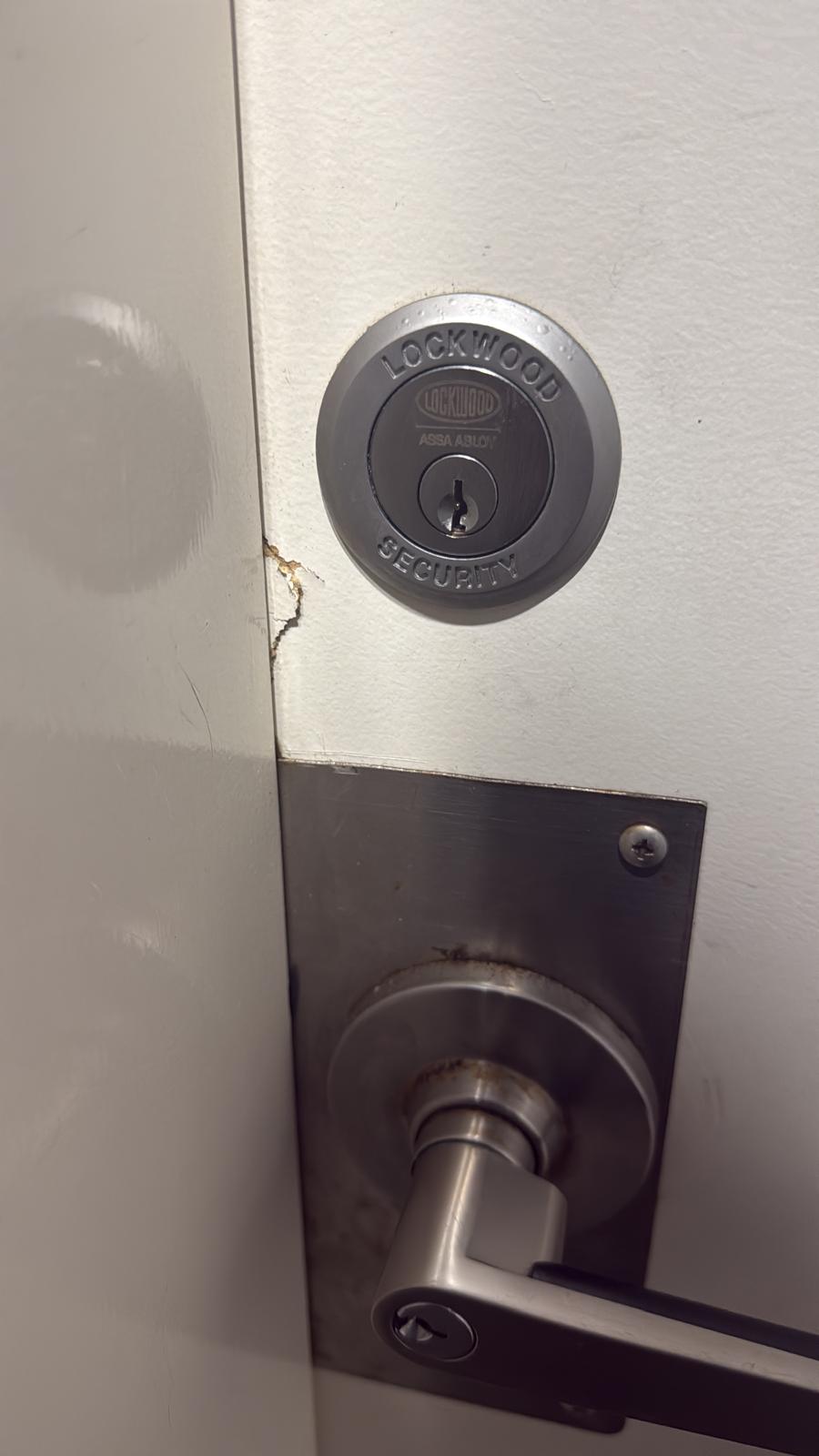 Colless Locksmith Lilyfield | 51B Justin St, Lilyfield NSW 2040, Australia | Phone: (02) 7251 9474