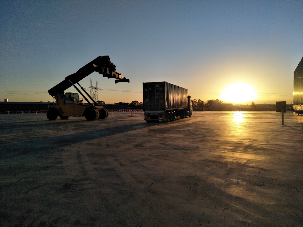 South Western Logistics | 20 Yarrunga St, Prestons NSW 2170, Australia | Phone: (02) 9700 1010