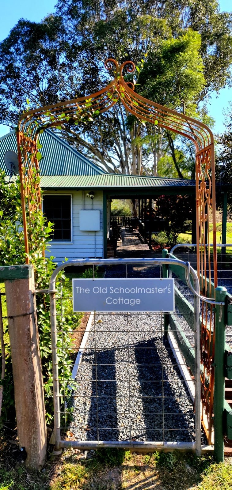 The Old Schoolmasters Cottage on the Barrington River | 404 Barrington E Rd, Barrington NSW 2422, Australia | Phone: 0427 589 075