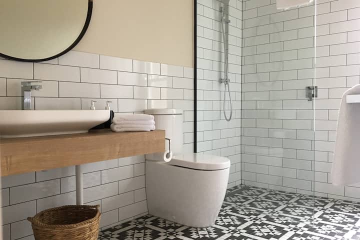 Healesdale House | 23d Brumfield Rd, Healesville VIC 3777, Australia | Phone: 0418 905 001