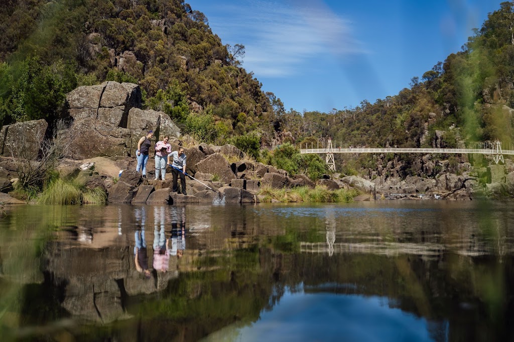 Oi Studios | Unit 2/4 Yamada Pl, Mornington TAS 7018, Australia | Phone: 0408 659 998