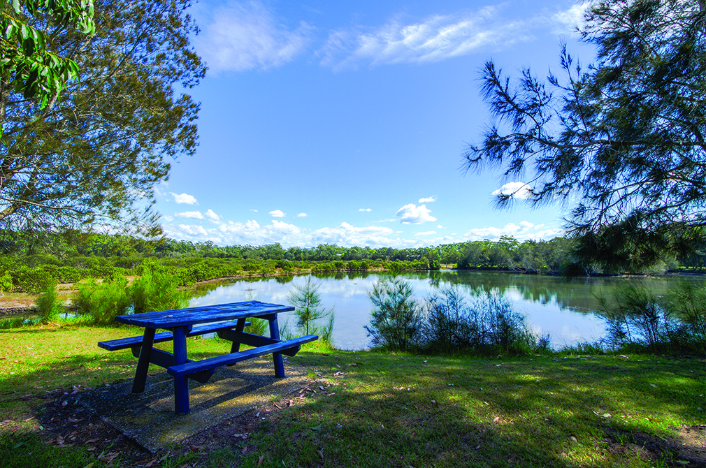 Tomaga River Holiday Park | campground | 55 Sunpatch Parade, Tomakin NSW 2537, Australia | 0244717235 OR +61 2 4471 7235
