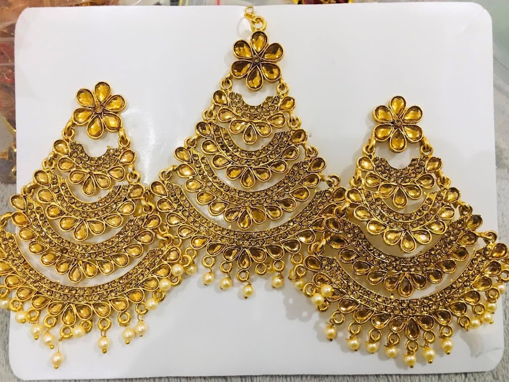 Saya Dance Costumes | Corridale Rd, Glenmore Park NSW 2745, Australia | Phone: 0450 589 812